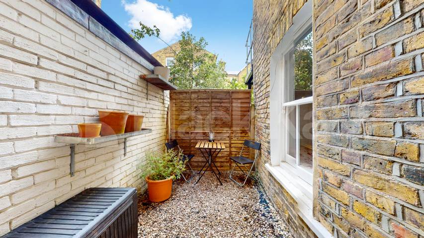 Stunning Apartment With Private Patio Tabor Road, Hammersmith